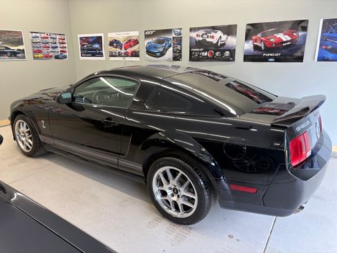 Used 2007 Ford Mustang Shelby GT500 image 2