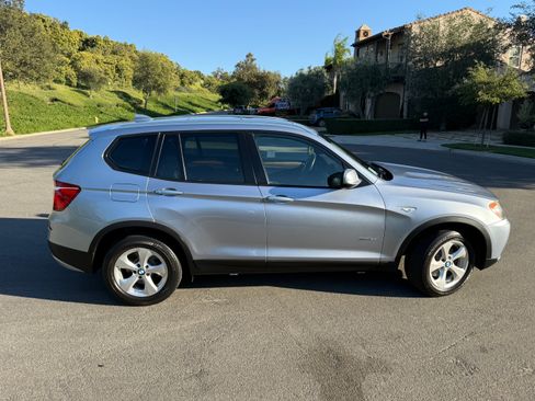 Used 2011 BMW X3 xDrive28i AWD/4WD image 4