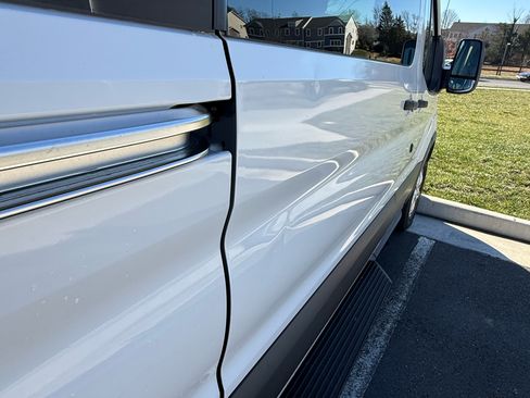 Used 2017 Ford Transit 350 XLT image 13