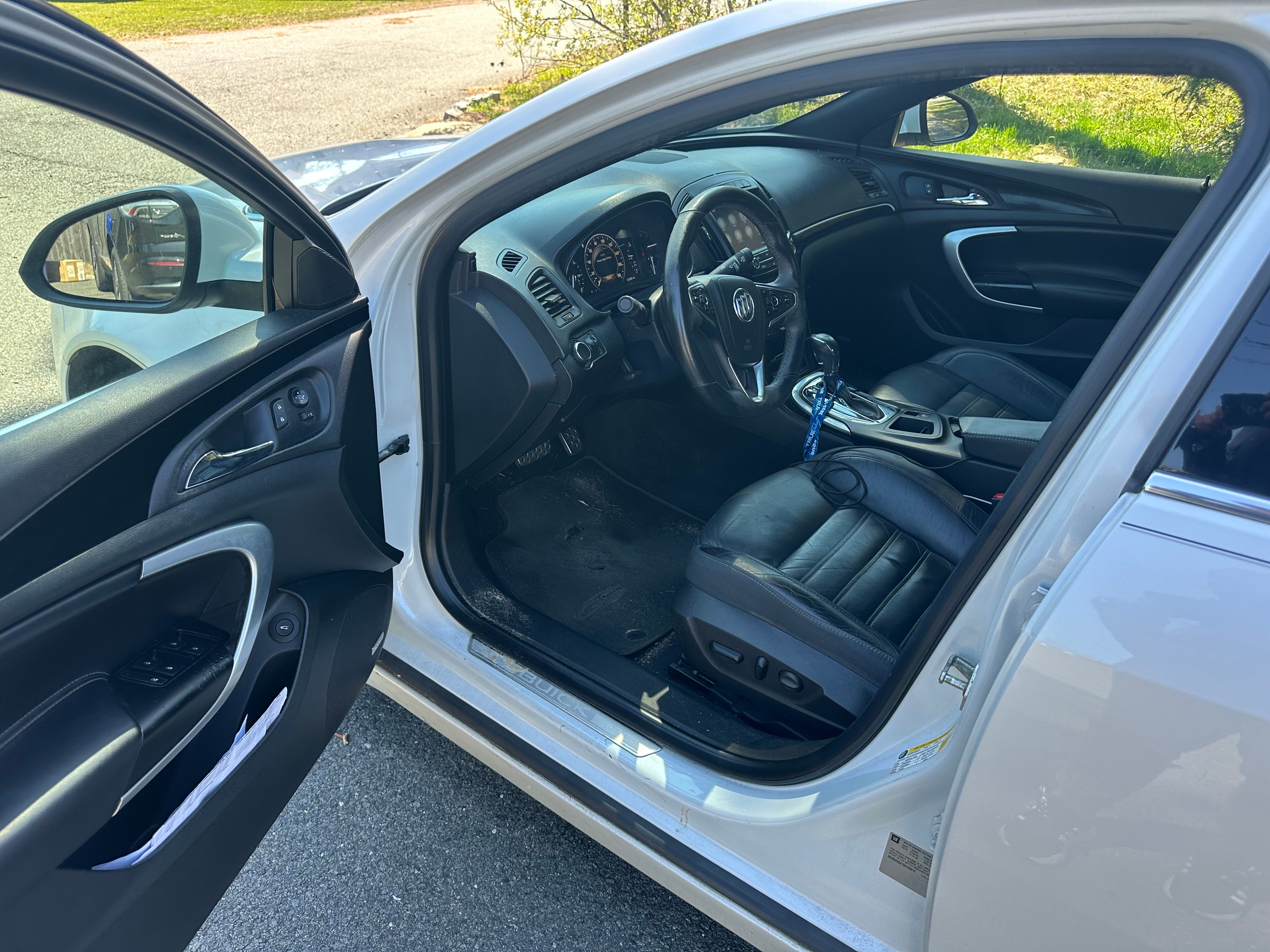Used 2016 Buick Regal GS FWD image 11