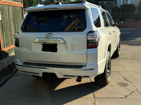 Used 2016 Toyota 4Runner Limited image 6