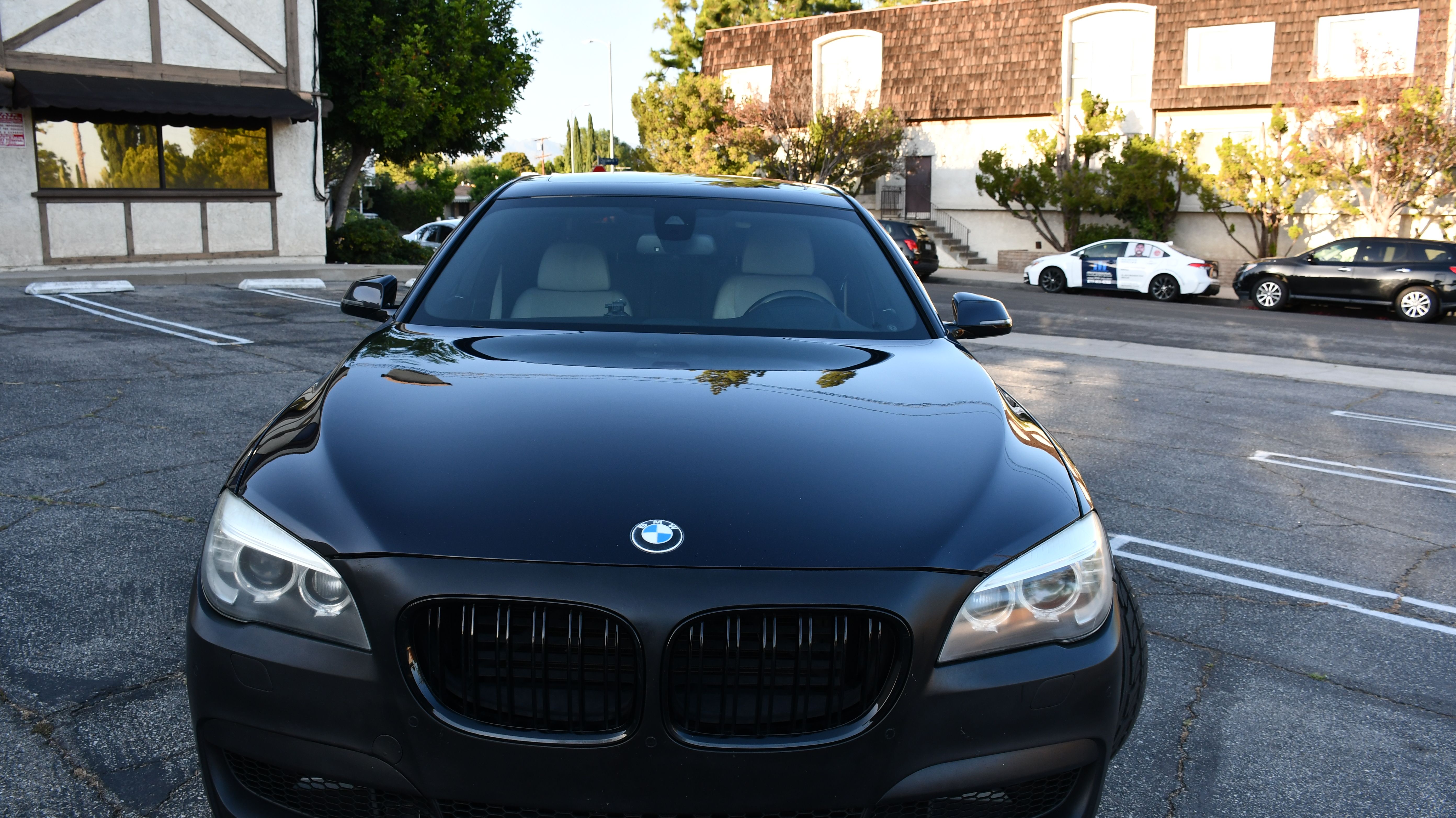 Used 2013 BMW 750Li RWD image 5