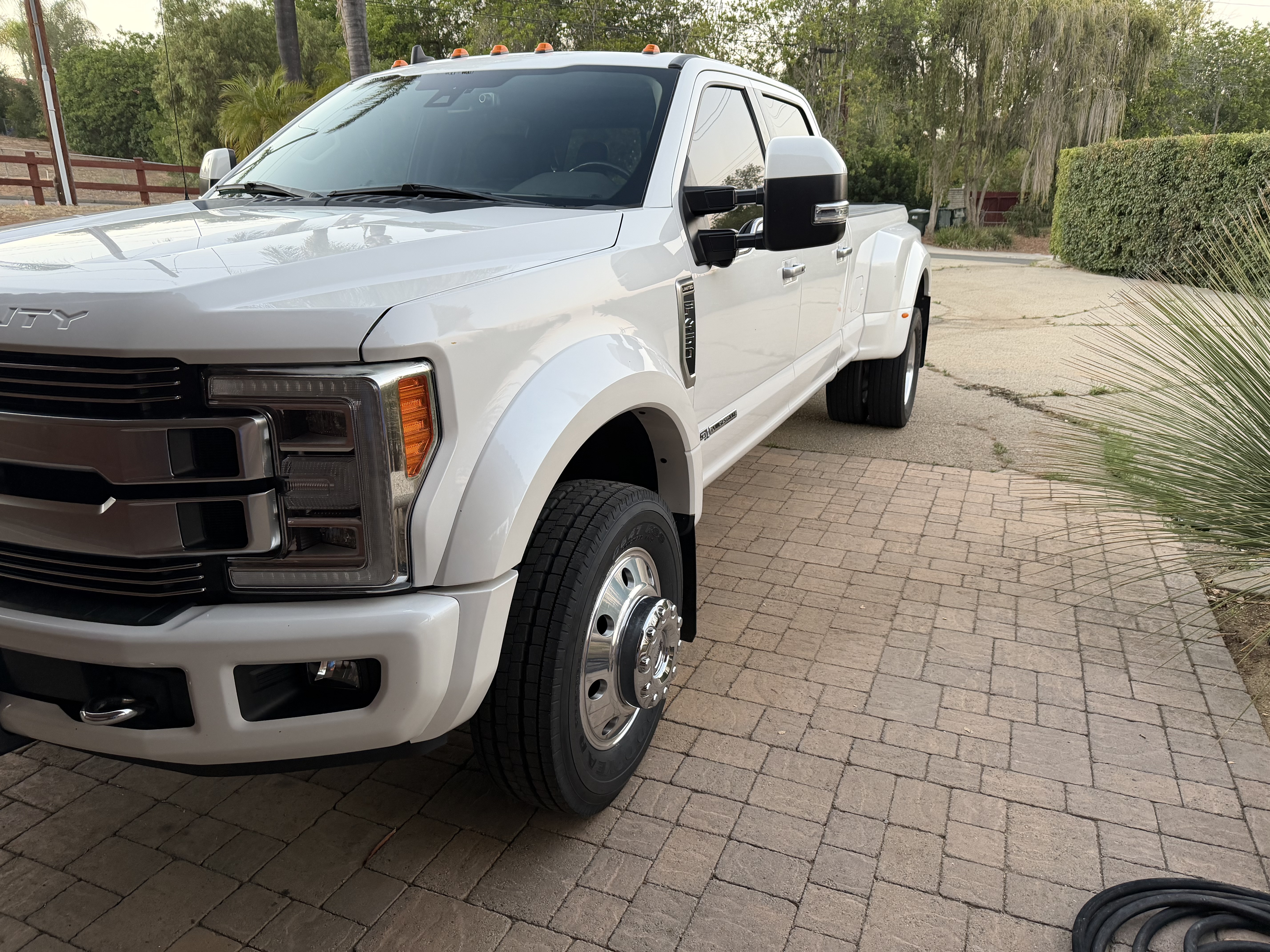 Used 2019 Ford F450 Limited w/ FX4 Off-Road Package AWD/4WD image 2