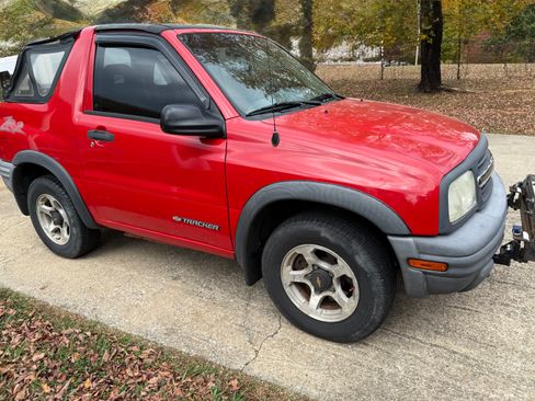 Used 2002 Chevrolet Tracker ZR2 image 1