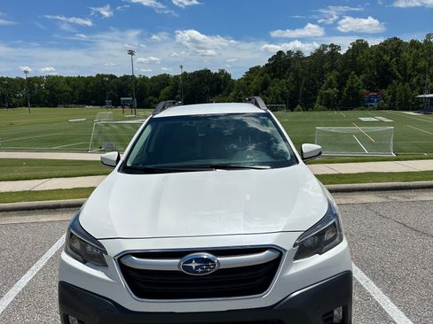 Used 2022 Subaru Outback Premium AWD/4WD image 21