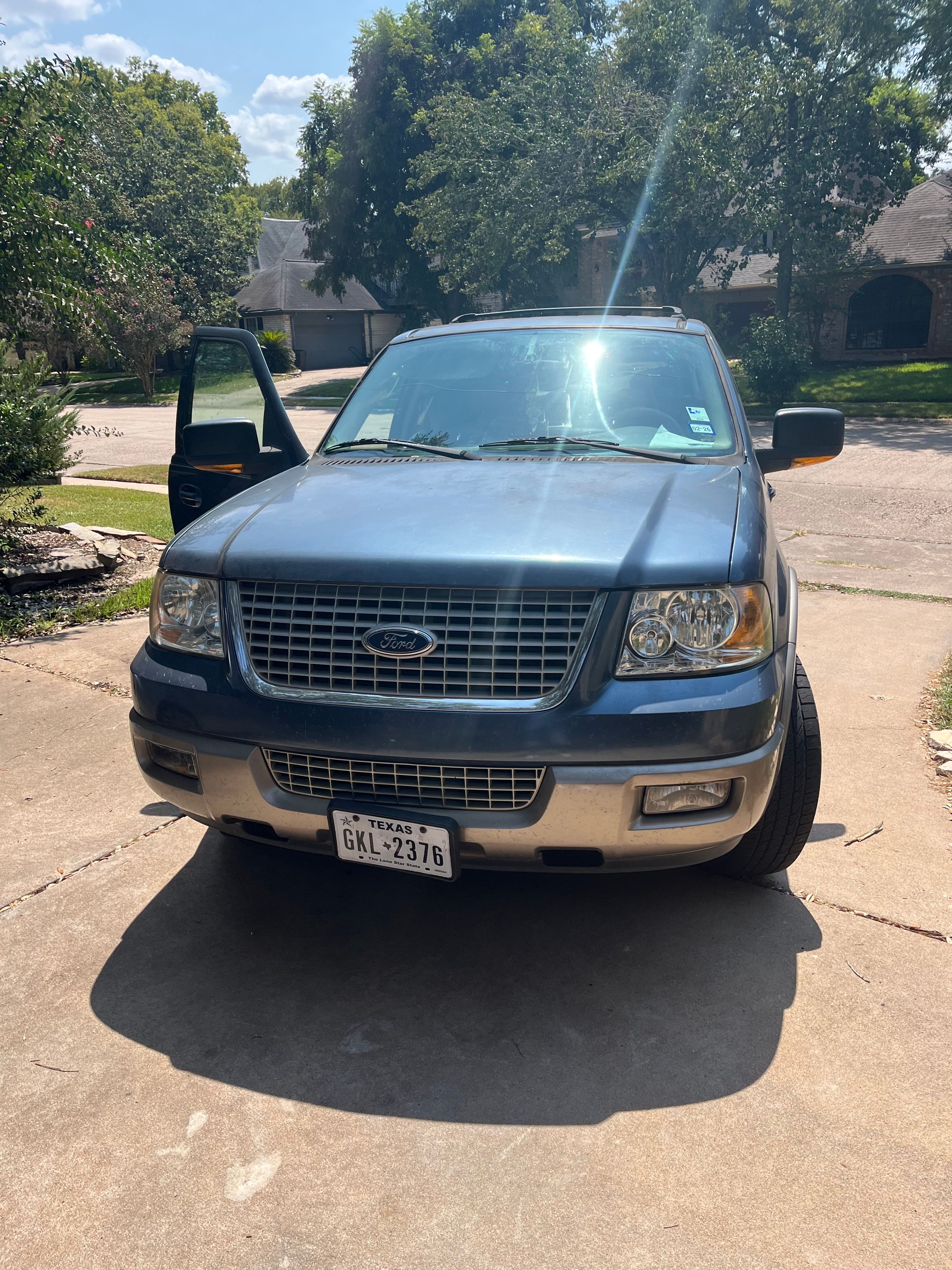 Used 2003 Ford Expedition Eddie Bauer RWD image 2