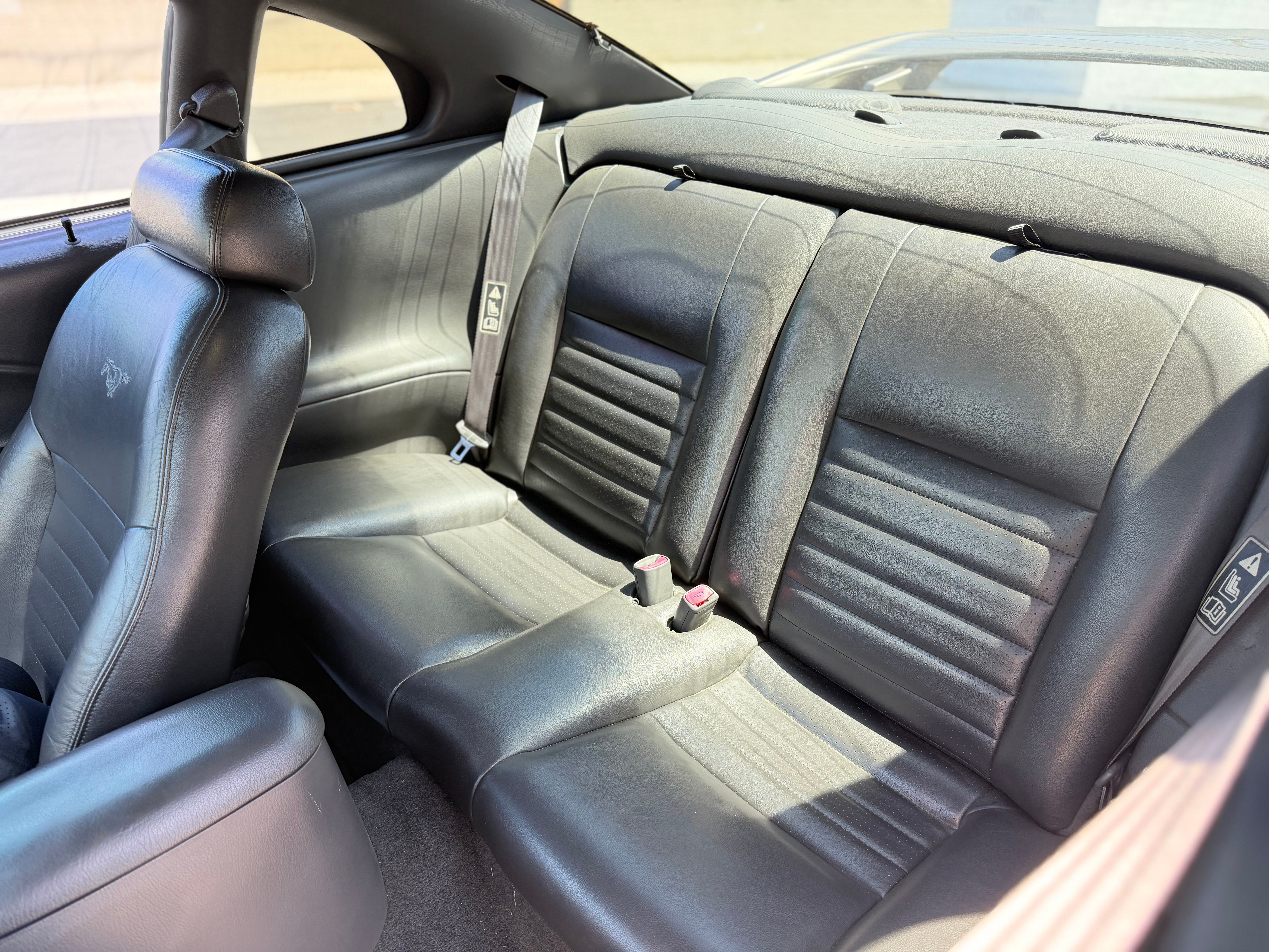 Used 2001 Ford Mustang GT RWD image 15