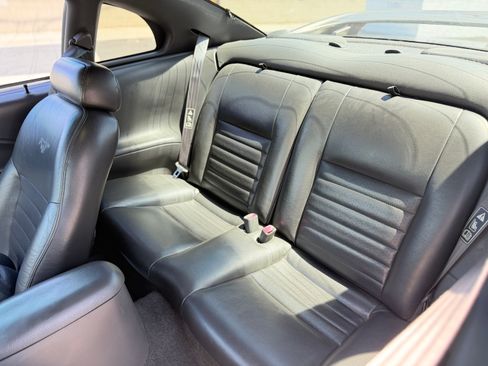 Used 2001 Ford Mustang GT RWD image 15