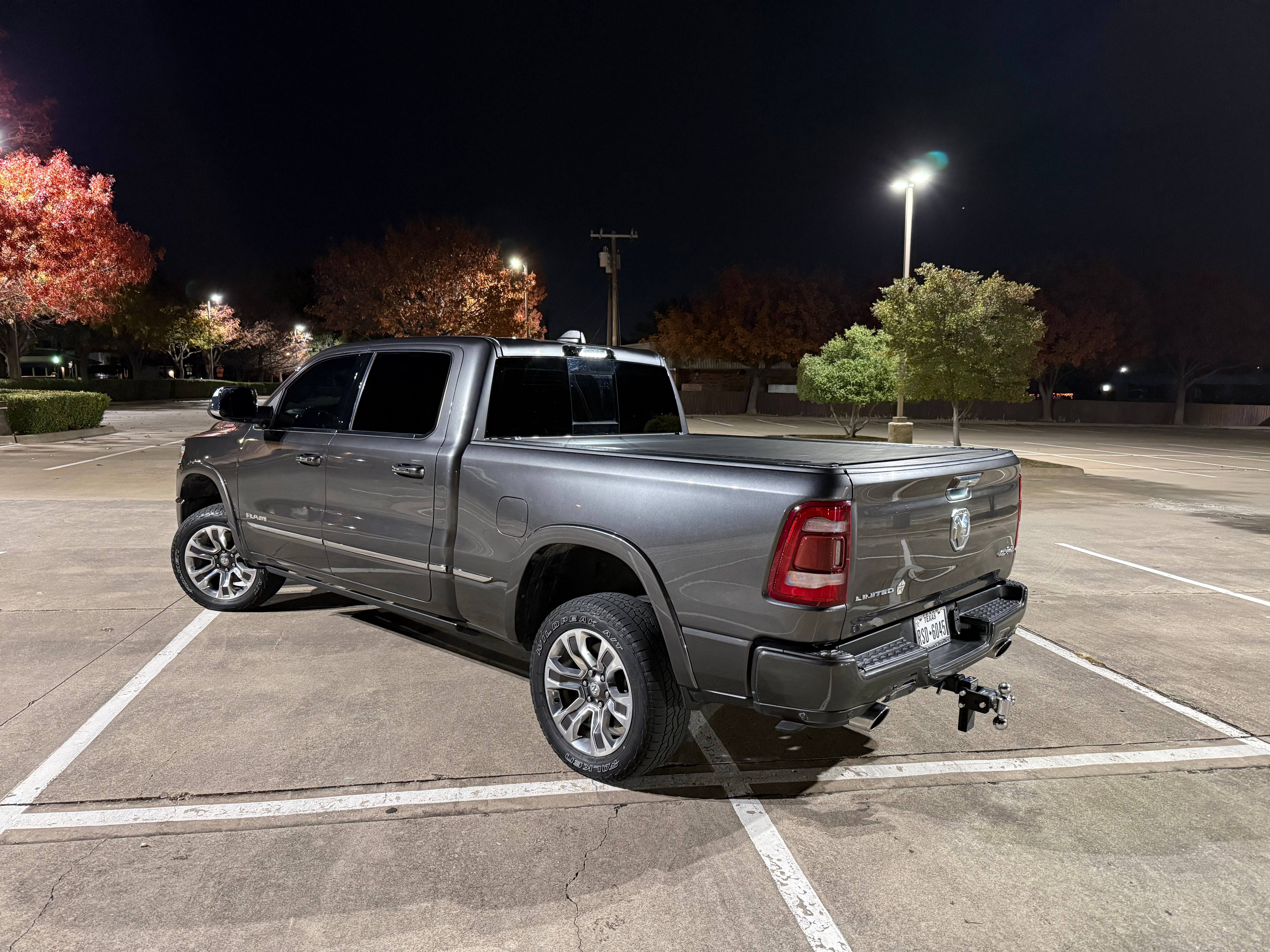 Used 2022 RAM 1500 Limited AWD/4WD image 11
