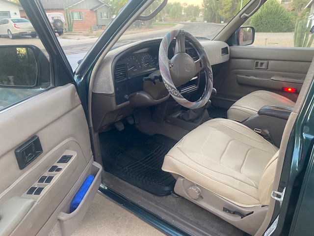 Used 1995 Toyota 4Runner SR5 AWD/4WD image 8