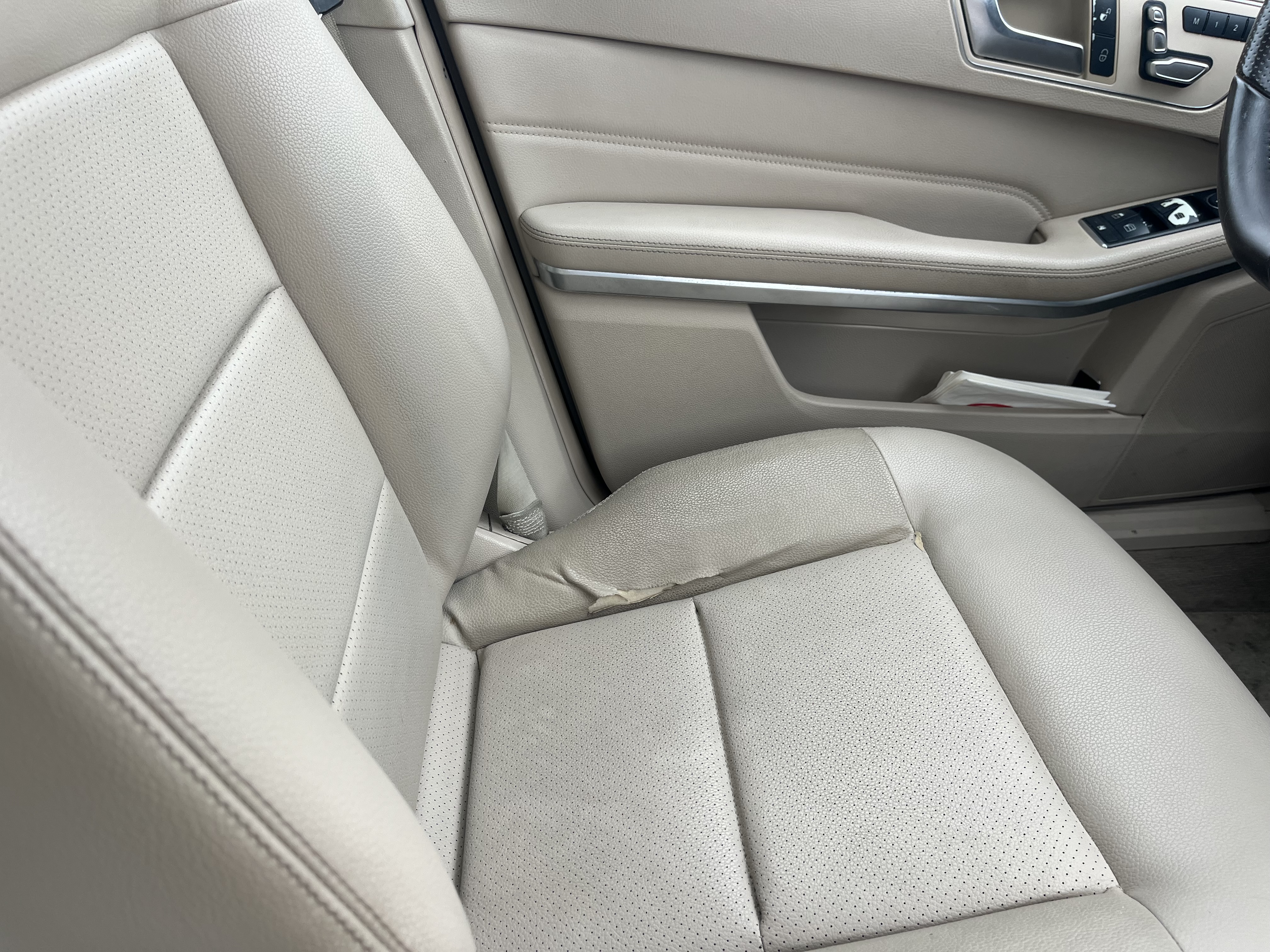 Used 2014 Mercedes-Benz E 350 4MATIC Wagon image 15