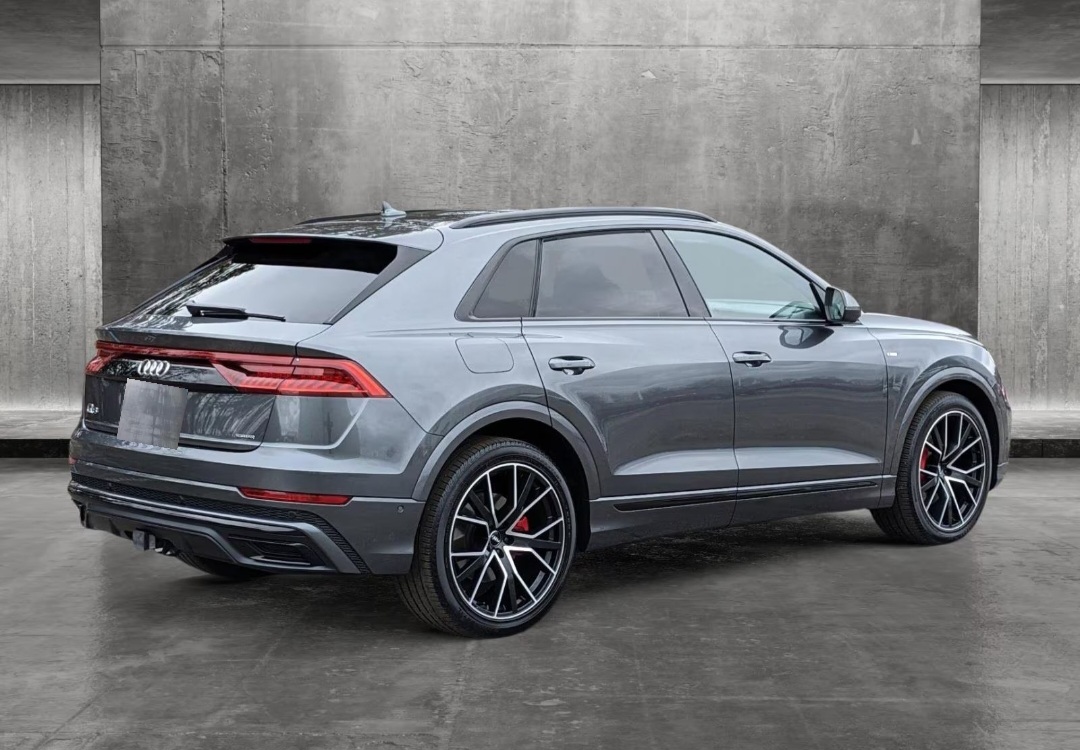 Used 2020 Audi Q8 Prestige w/ Prestige Package AWD/4WD image 4