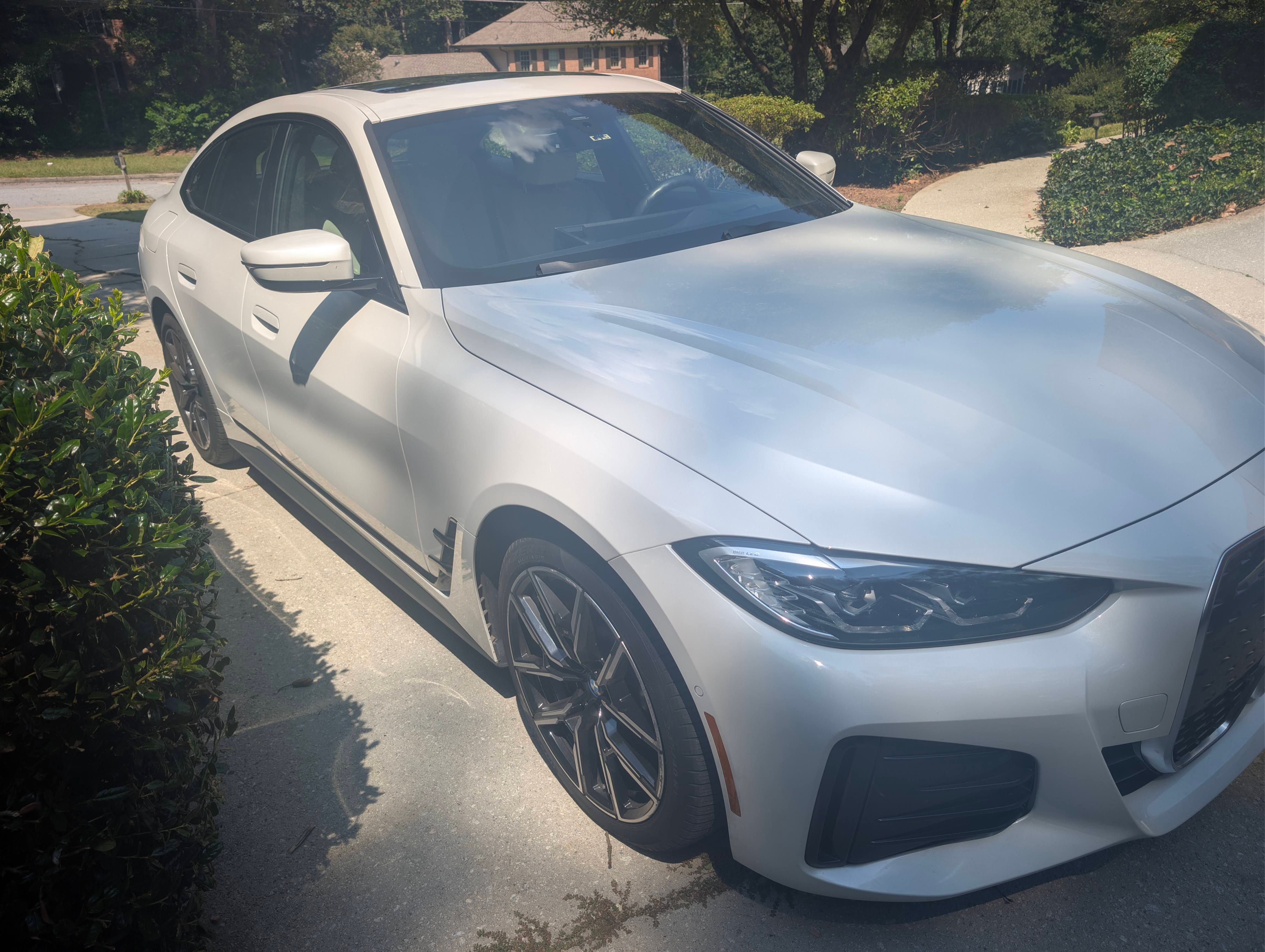 Used 2024 BMW i4 eDrive40 RWD image 4