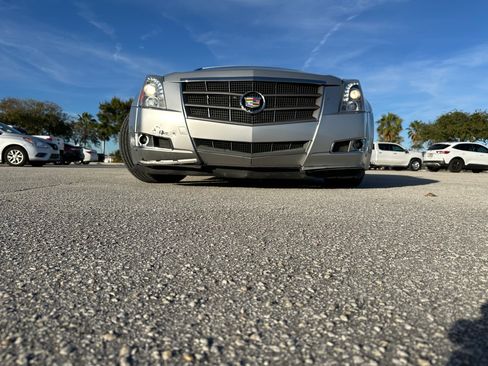 Used 2011 Cadillac CTS Premium image 16