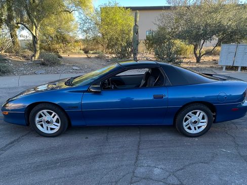 Used 1994 Chevrolet Camaro Z28 image 9