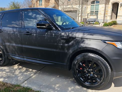 Used 2014 Land Rover Range Rover Sport HSE image 12