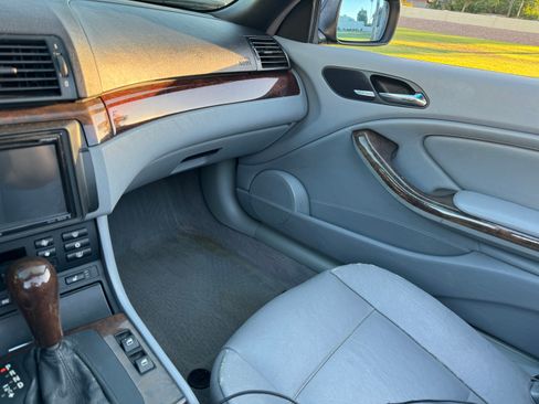 Used 2004 BMW 330Ci Convertible image 28