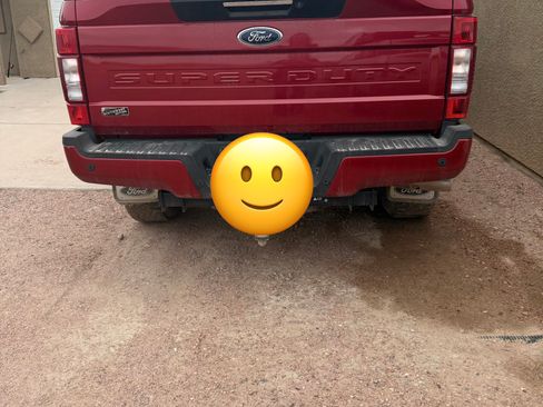 Used 2022 Ford F250 Lariat w/ Tremor Off-Road Package image 4