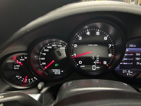 Used 2014 Porsche 911 Carrera image 12