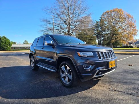 Used 2014 Jeep Grand Cherokee Overland image 2