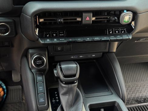 Used 2024 Toyota Land Cruiser AWD/4WD image 26