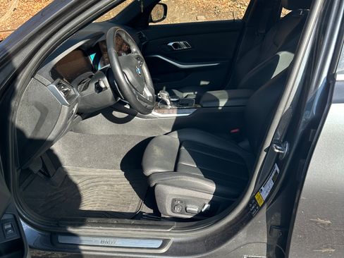 Used 2019 BMW 330i xDrive Sedan w/ Premium Package image 19