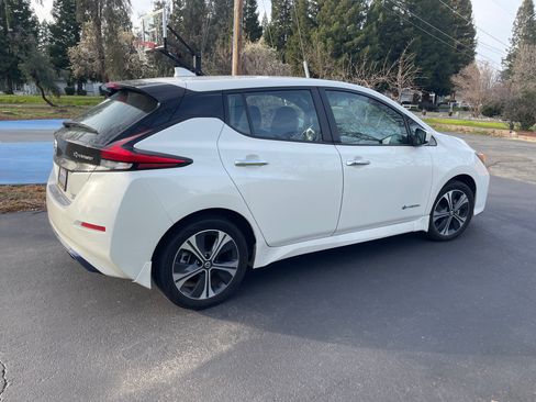 Used 2019 Nissan Leaf SV Plus w/ Protection Package image 5
