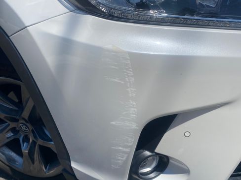 Used 2019 Toyota Highlander Limited Platinum AWD/4WD image 9