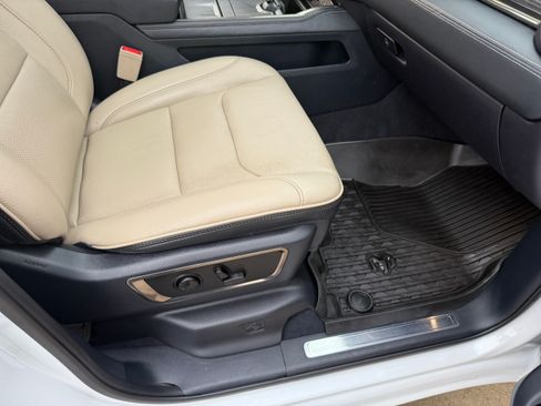 Used 2019 RAM 1500 Limited image 14