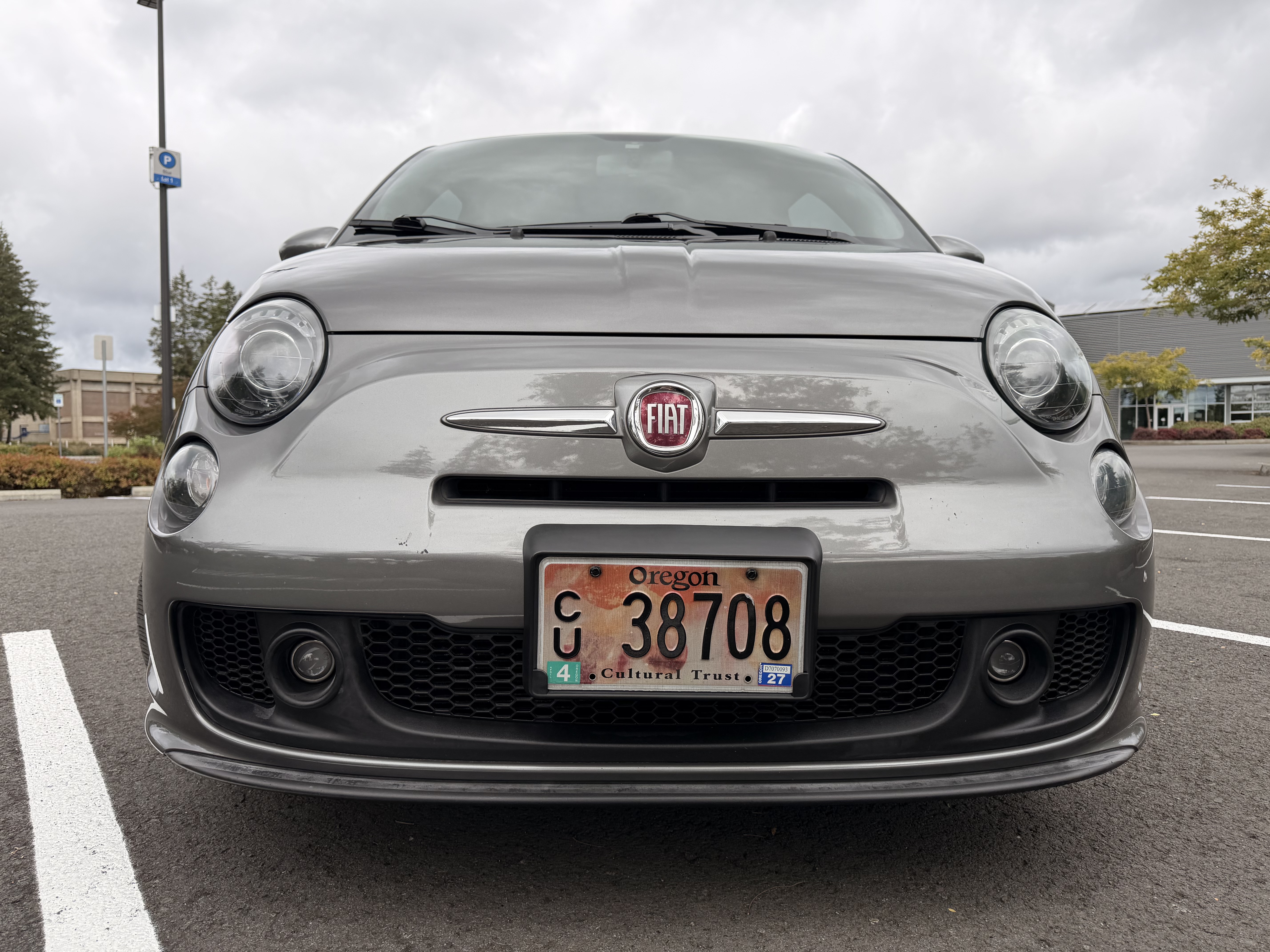 Used 2013 FIAT 500 Turbo w/ Beats Audio Pkg FWD image 4