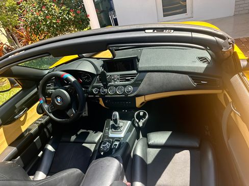 Used 2012 BMW Z4 sDrive28i image 9