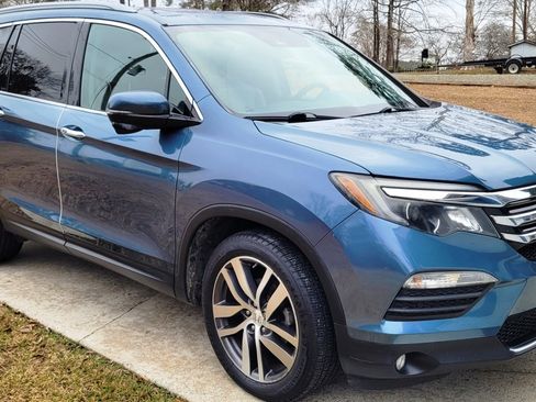 Used 2016 Honda Pilot Touring image 8