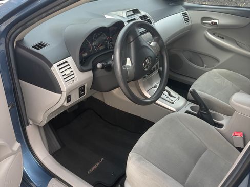 Used 2013 Toyota Corolla L image 5
