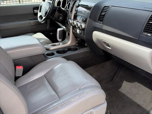 Used 2013 Toyota Sequoia Limited image 13