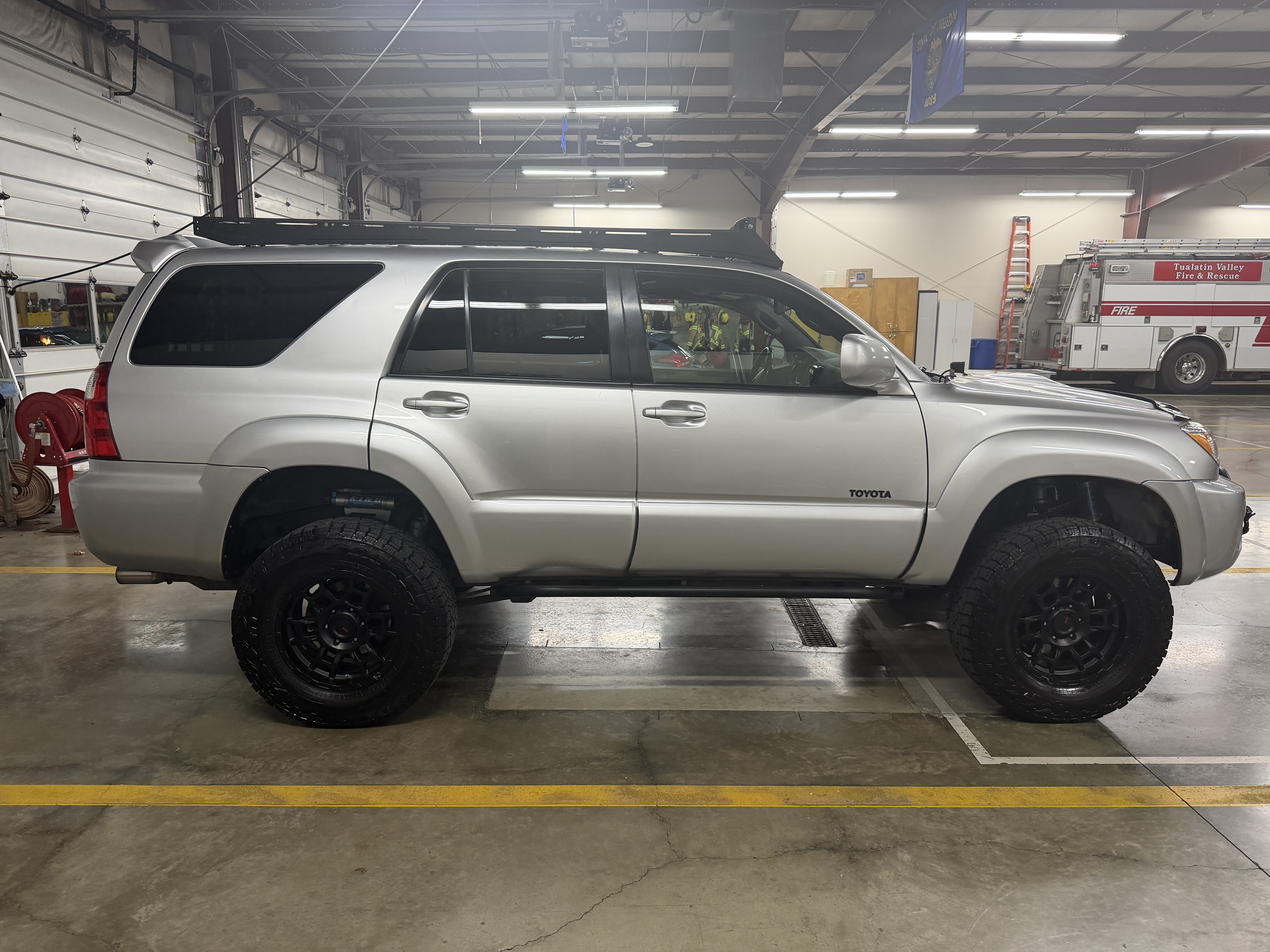 Used 2008 Toyota 4Runner Sport AWD/4WD image 5