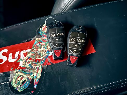 Used 2010 Dodge Charger R/T image 13