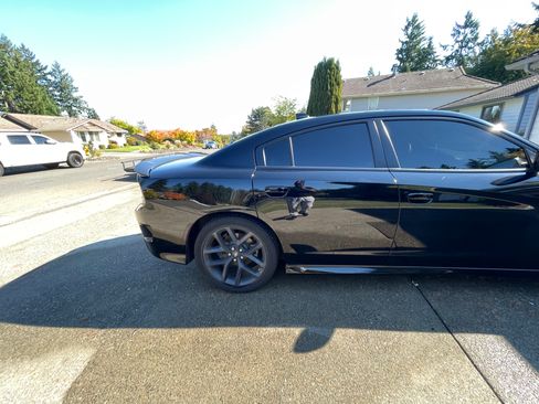 Used 2023 Dodge Charger R/T w/ Plus Group image 5