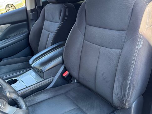 Used 2017 Nissan Murano SV FWD image 17