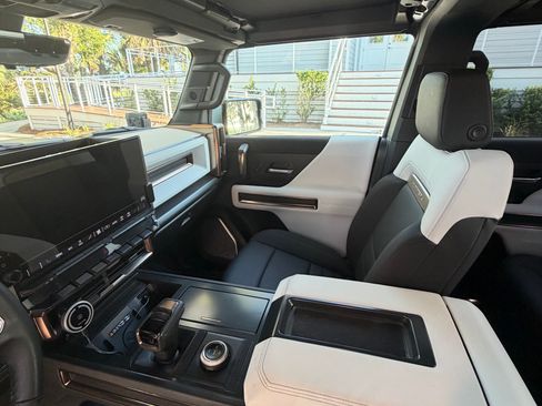 Used 2024 GMC Hummer EV 3X w/ Omega Edition AWD/4WD image 25
