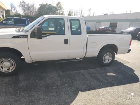 Used 2012 Ford F250 XL image 4