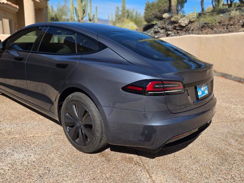 Used 2022 Tesla Model S Standard Range image 10