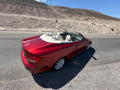 Used 2010 Lexus IS 250C image 12