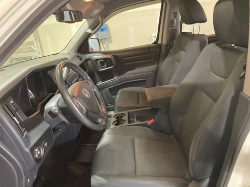 Used 2013 Honda Ridgeline Sport image 9