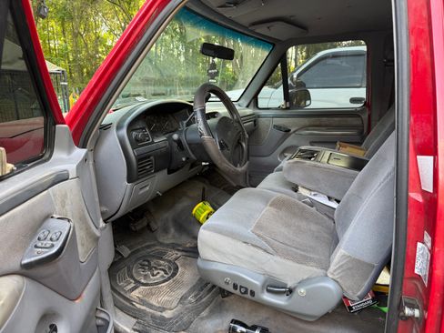 Used 1996 Ford F250 Long Bed image 8