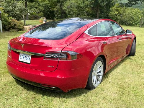Used 2018 Tesla Model S P100D AWD/4WD image 6