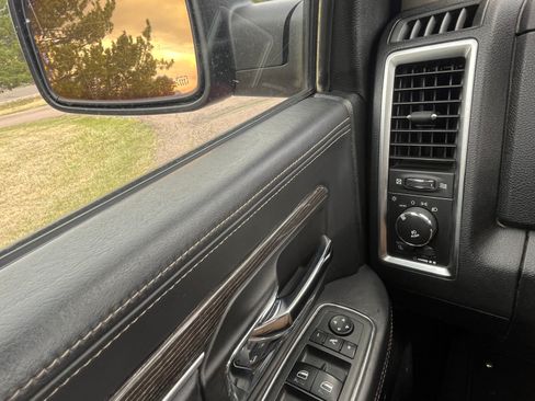 Used 2013 RAM 1500 Limited image 21