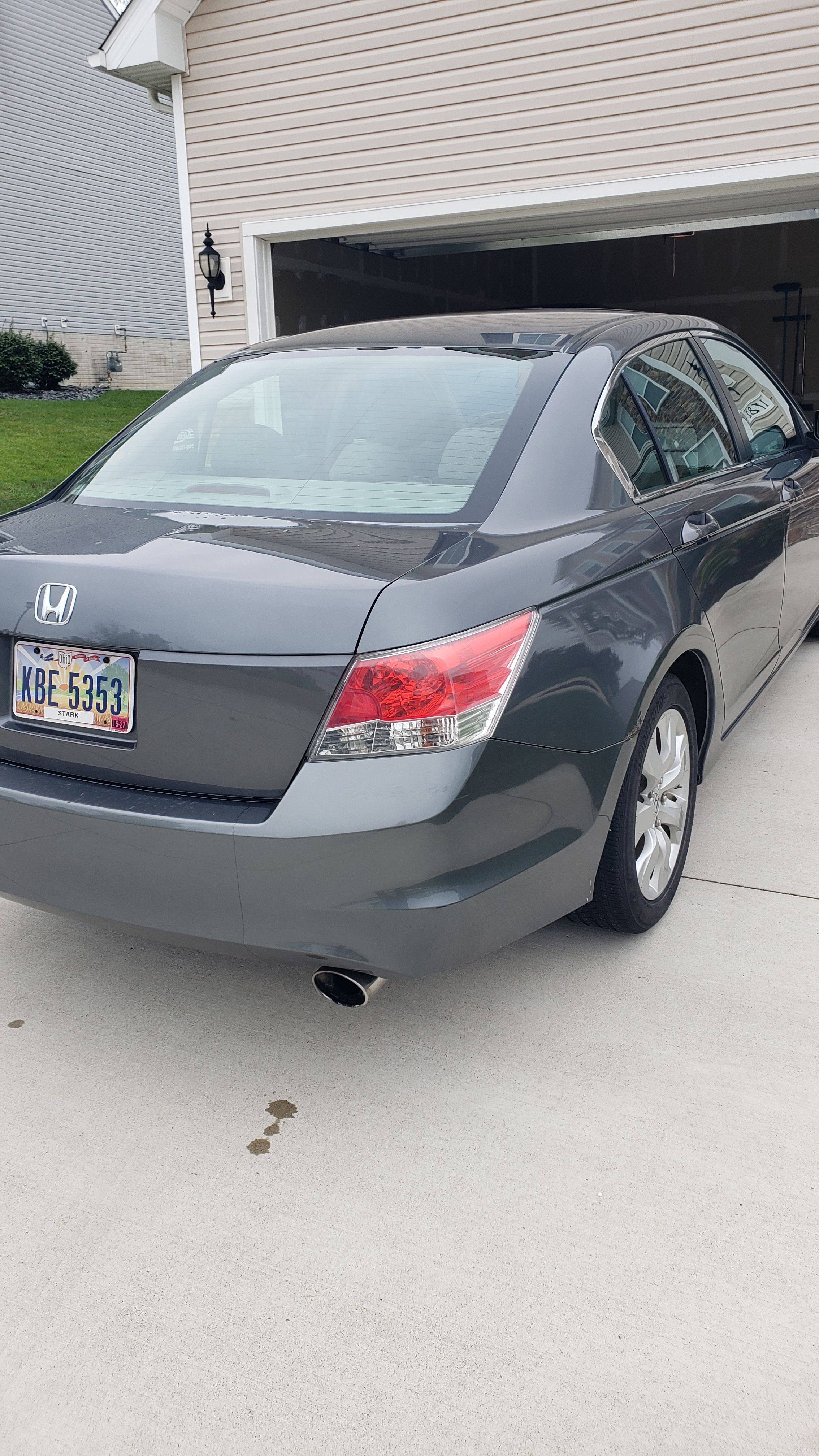 Used 2010 Honda Accord EX image 1