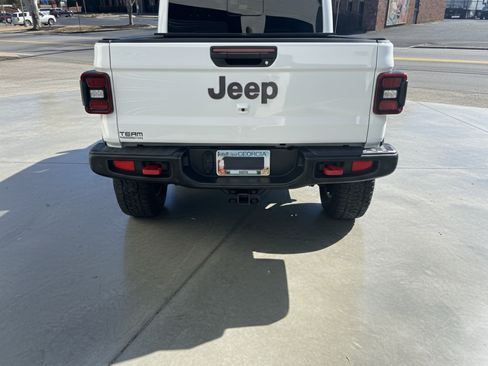 Used 2022 Jeep Gladiator Rubicon w/ LED Lighting Group image 10