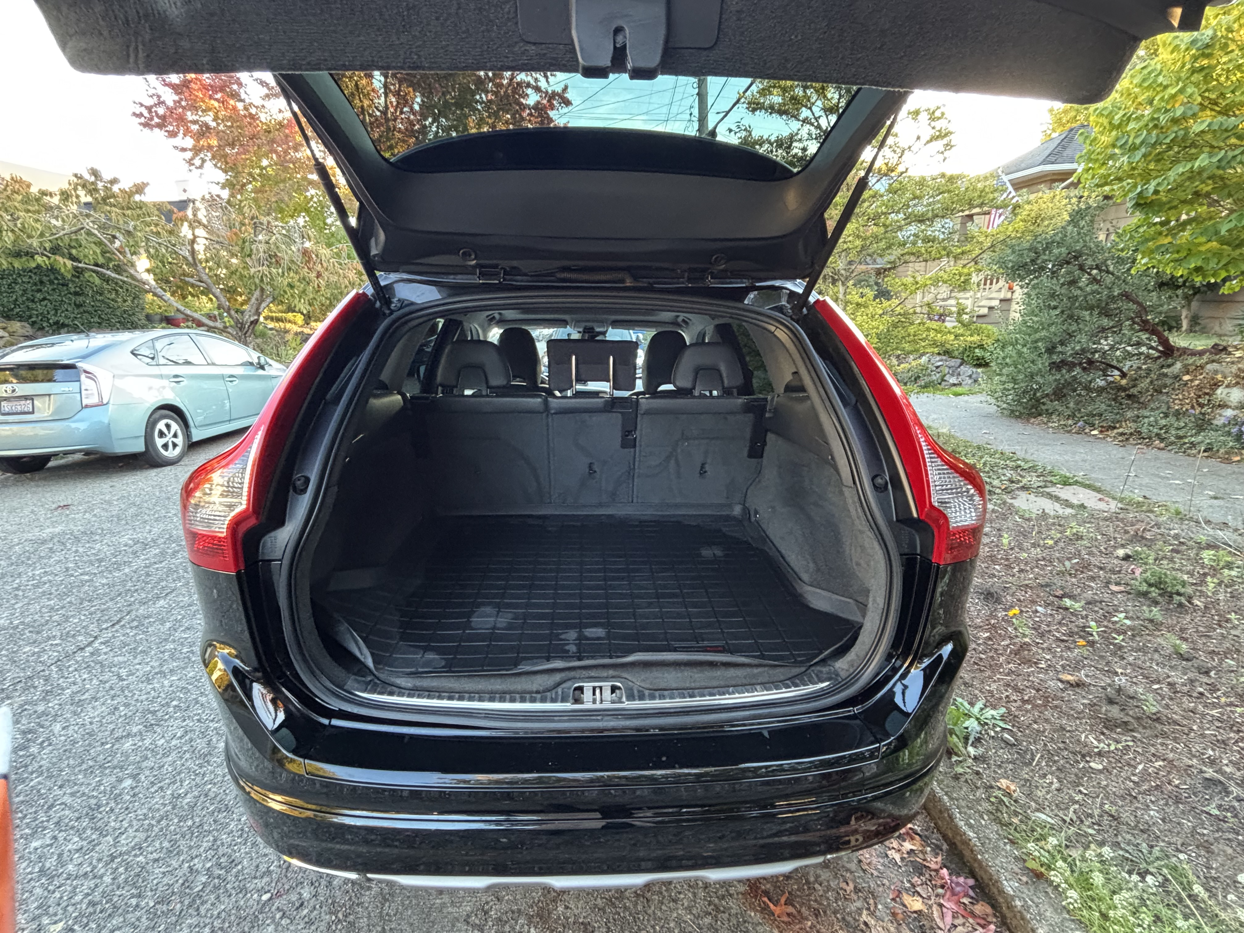 Used 2016 Volvo XC60 T5 Premier AWD/4WD image 12