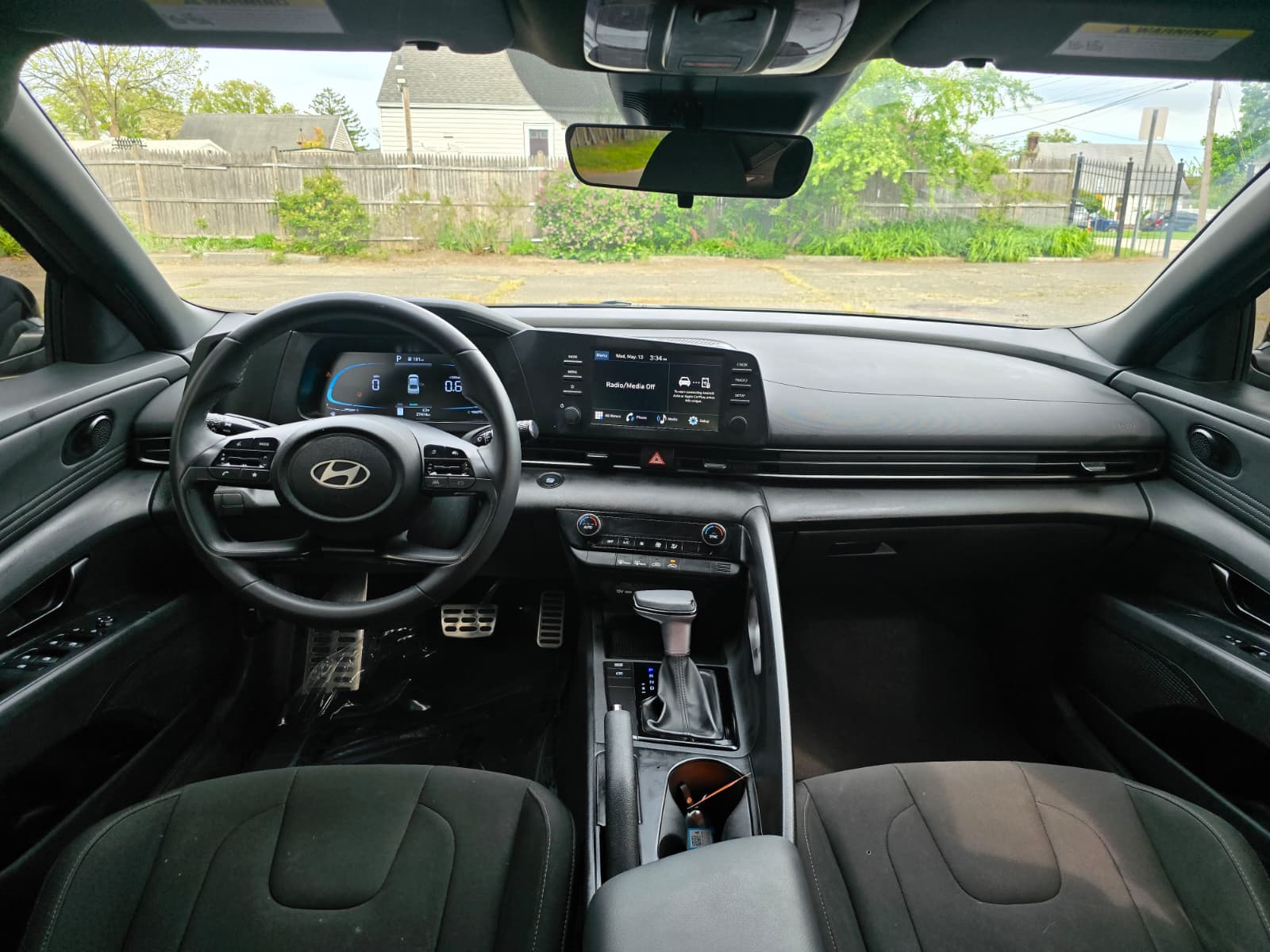 Used 2025 Hyundai Elantra Sport FWD image 15